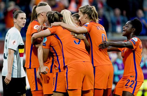 schema nederlands elftal vrouwen